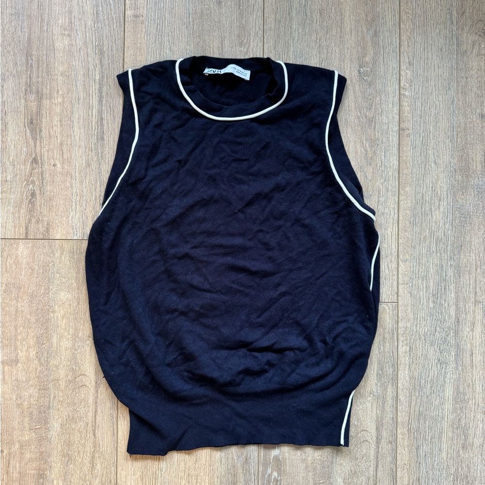 Navy Sleeveless Knit Top with White Trim